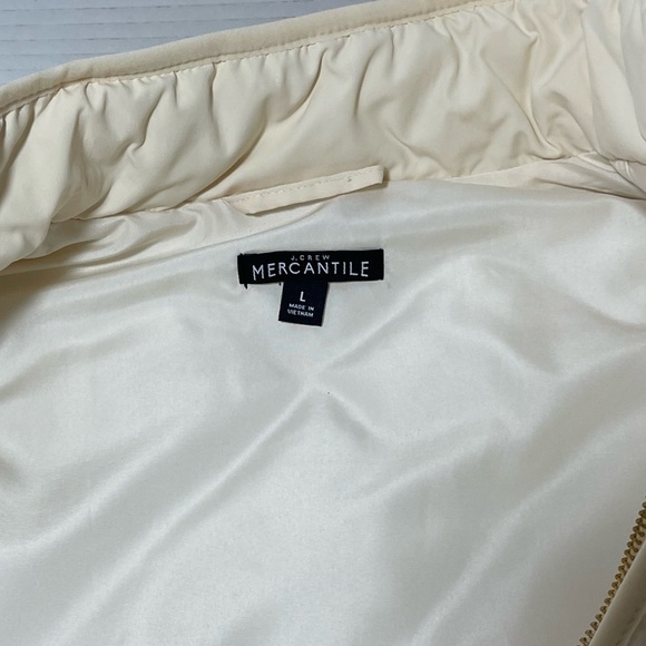 J Crew Mercantile Puffer Vest - Picture 5 of 8